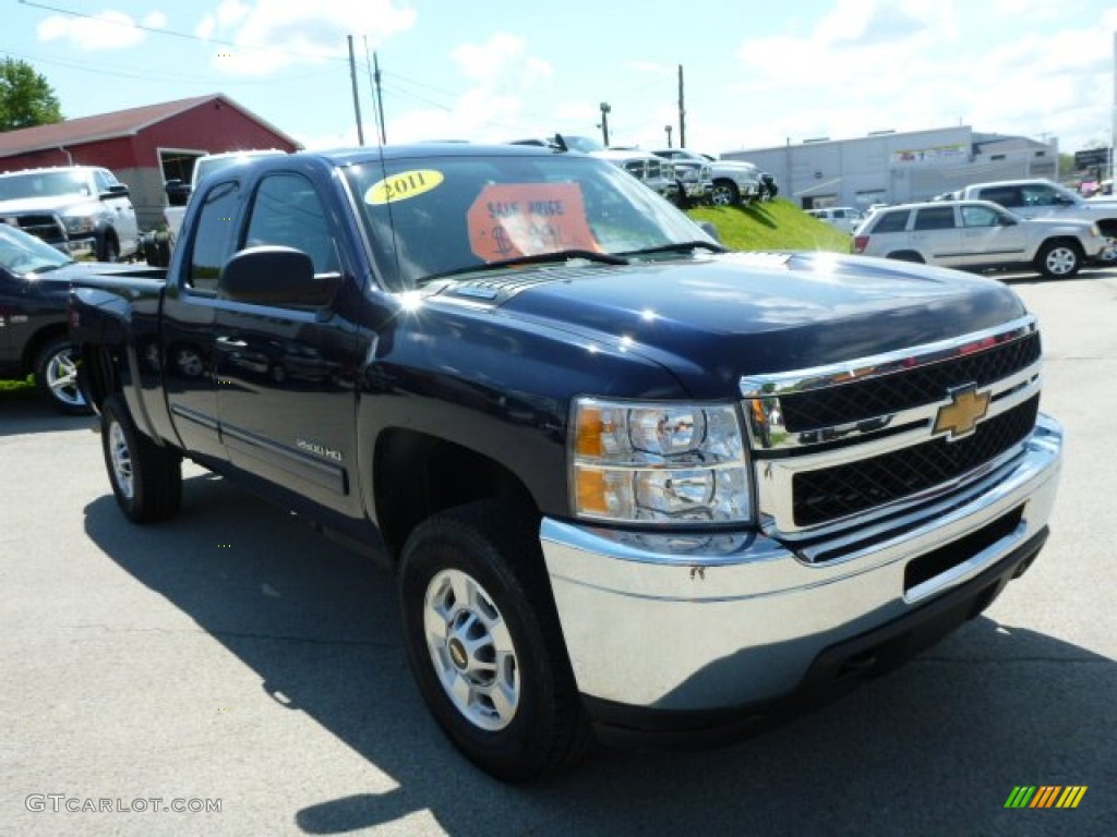 2011 Silverado 2500HD LT Extended Cab 4x4 - Imperial Blue Metallic / Ebony photo #8