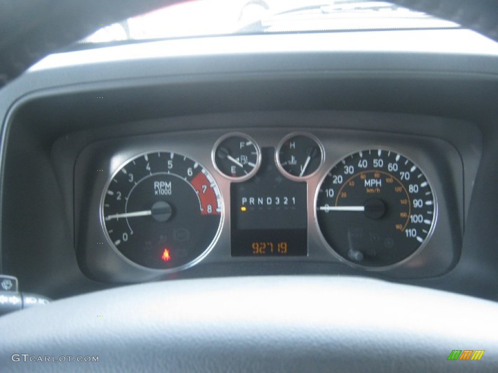 2006 Hummer H3 Standard H3 Model Gauges Photo #80862438