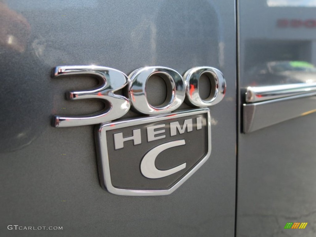 2007 Chrysler 300 C HEMI AWD Marks and Logos Photo #80862559