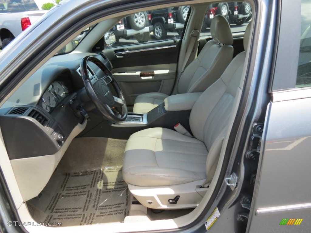 Dark Slate Gray/Light Graystone Interior 2007 Chrysler 300 C HEMI AWD Photo #80862583