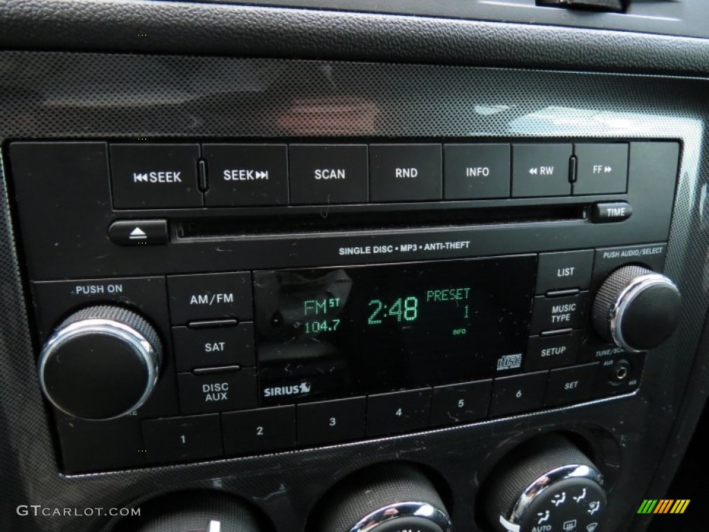 2012 Dodge Challenger SXT Audio System Photos