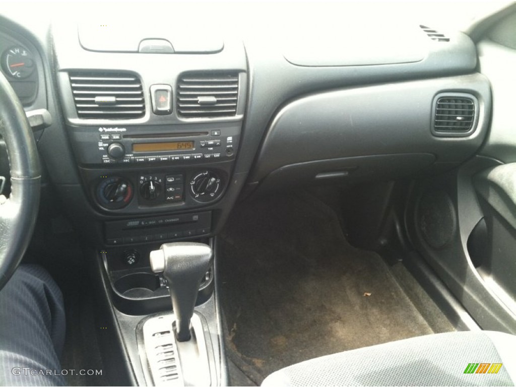 2005 Sentra 1.8 S Special Edition - Blue Dusk / Charcoal photo #11