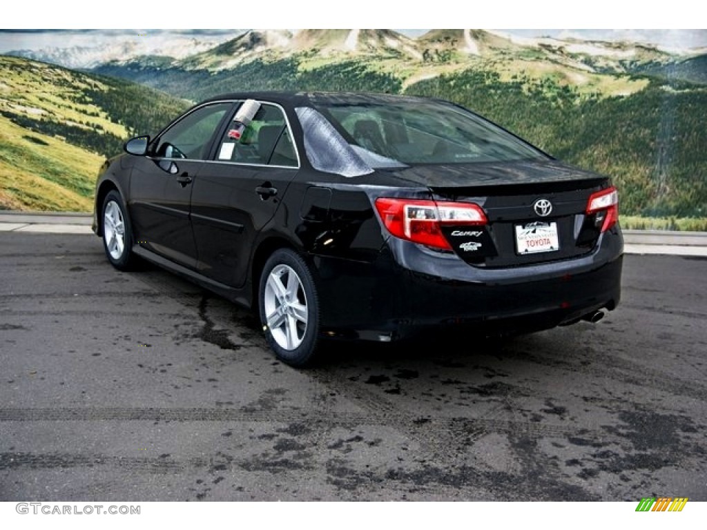 2013 Camry SE - Attitude Black Metallic / Black/Ash photo #2