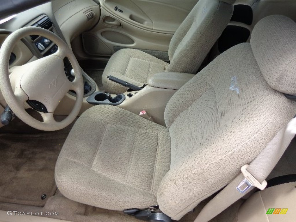 Medium Parchment Interior 1999 Ford Mustang V6 Convertible Photo #80867744