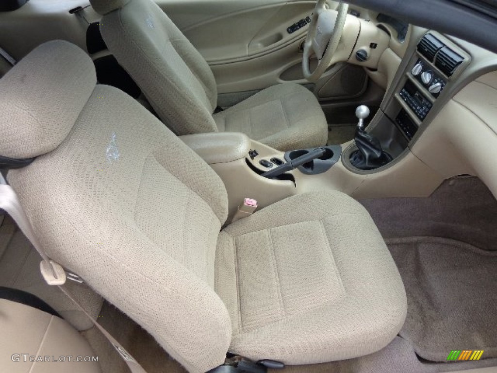 Medium Parchment Interior 1999 Ford Mustang V6 Convertible Photo #80867788