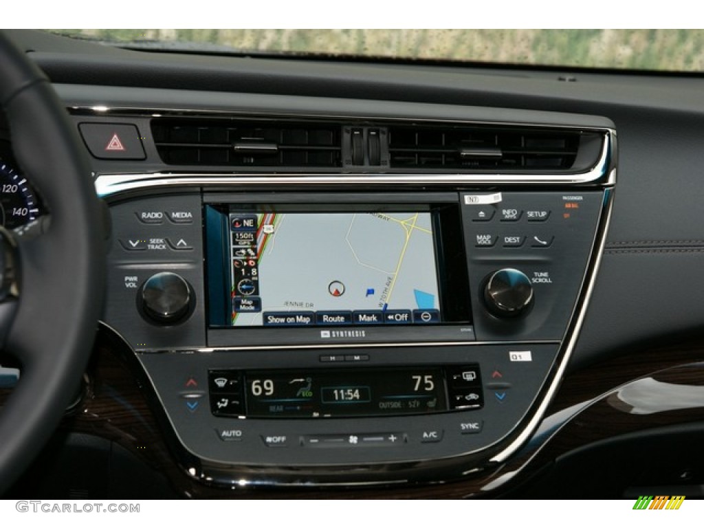 2013 Toyota Avalon Limited Controls Photo #80867985