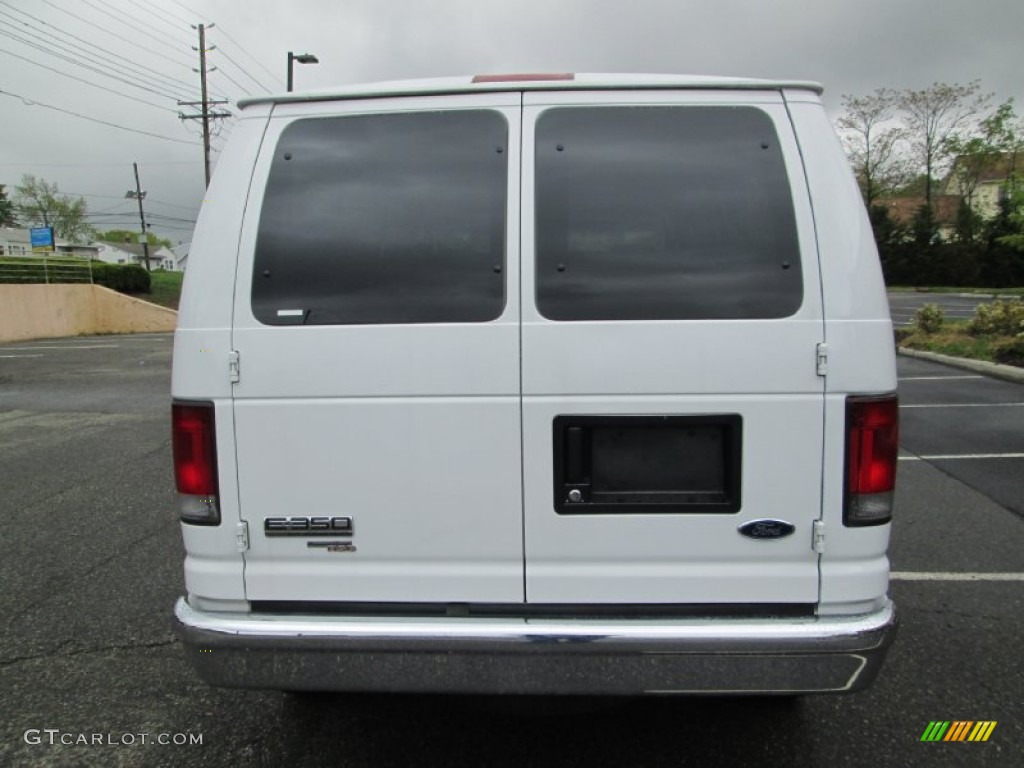 2007 E Series Van E350 Super Duty XLT Passenger - Oxford White / Medium Flint Grey photo #6