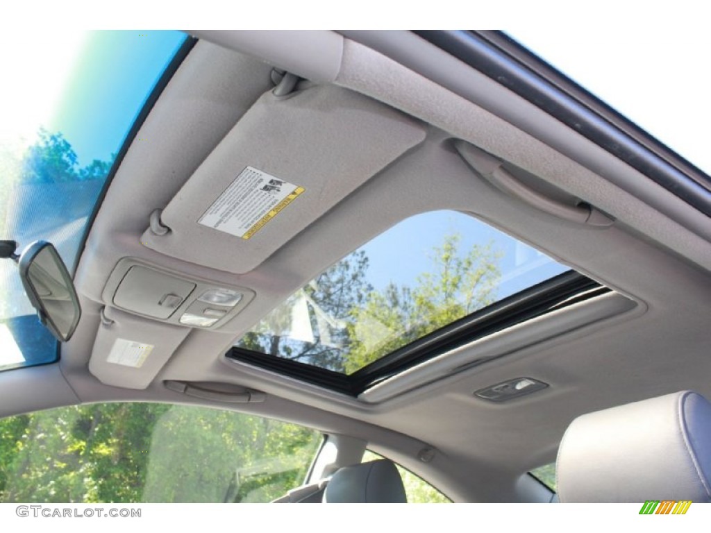 2006 Toyota Solara SE Coupe Sunroof Photos