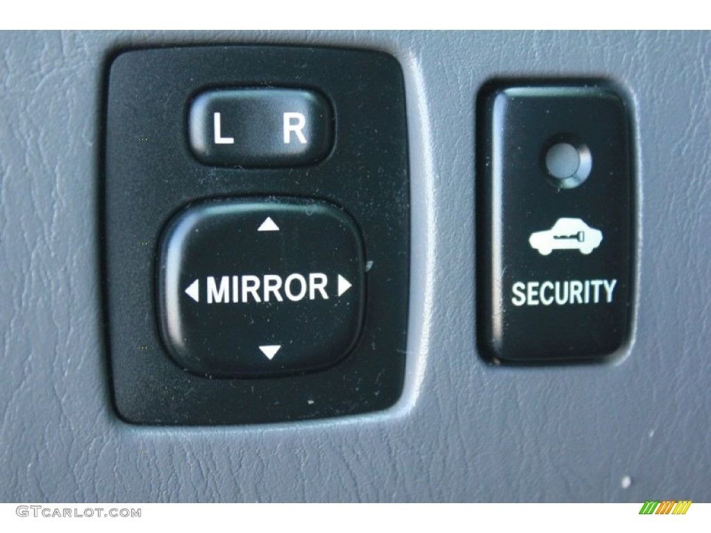 2006 Toyota Solara SE Coupe Controls Photo #80868998