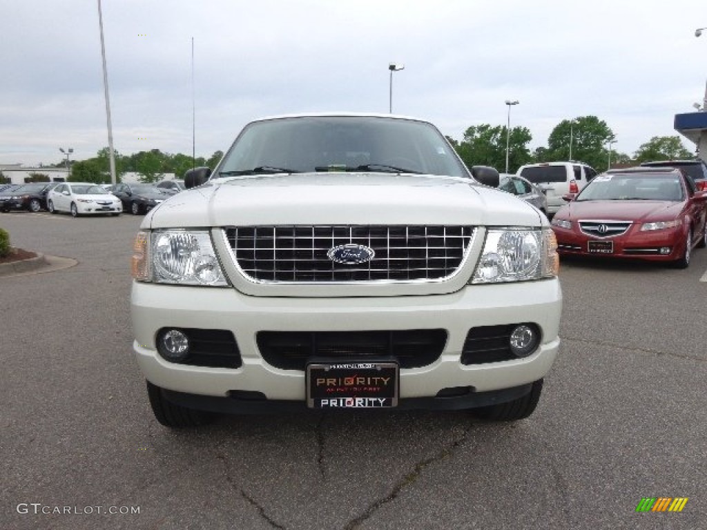 2004 Explorer Limited 4x4 - Ceramic White Tri Coat Metallic / Midnight Grey photo #10