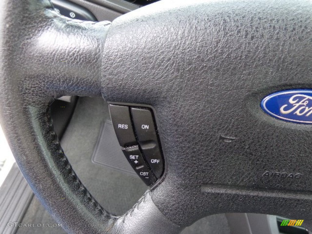 2004 Ford Explorer Limited 4x4 Controls Photos