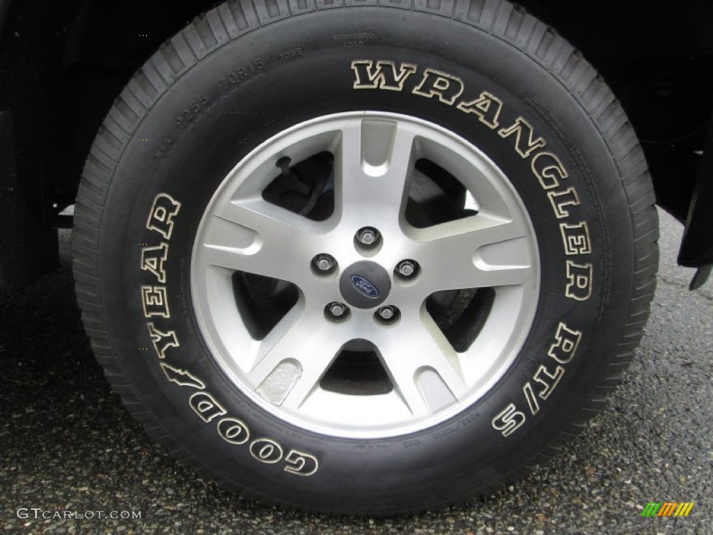 2005 Ford Explorer Sport Trac XLT 4x4 Wheel Photos