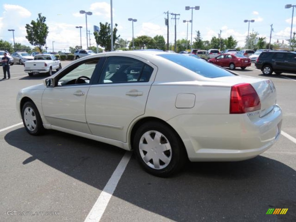 2005 Galant ES - Dover White Pearl / Black photo #29