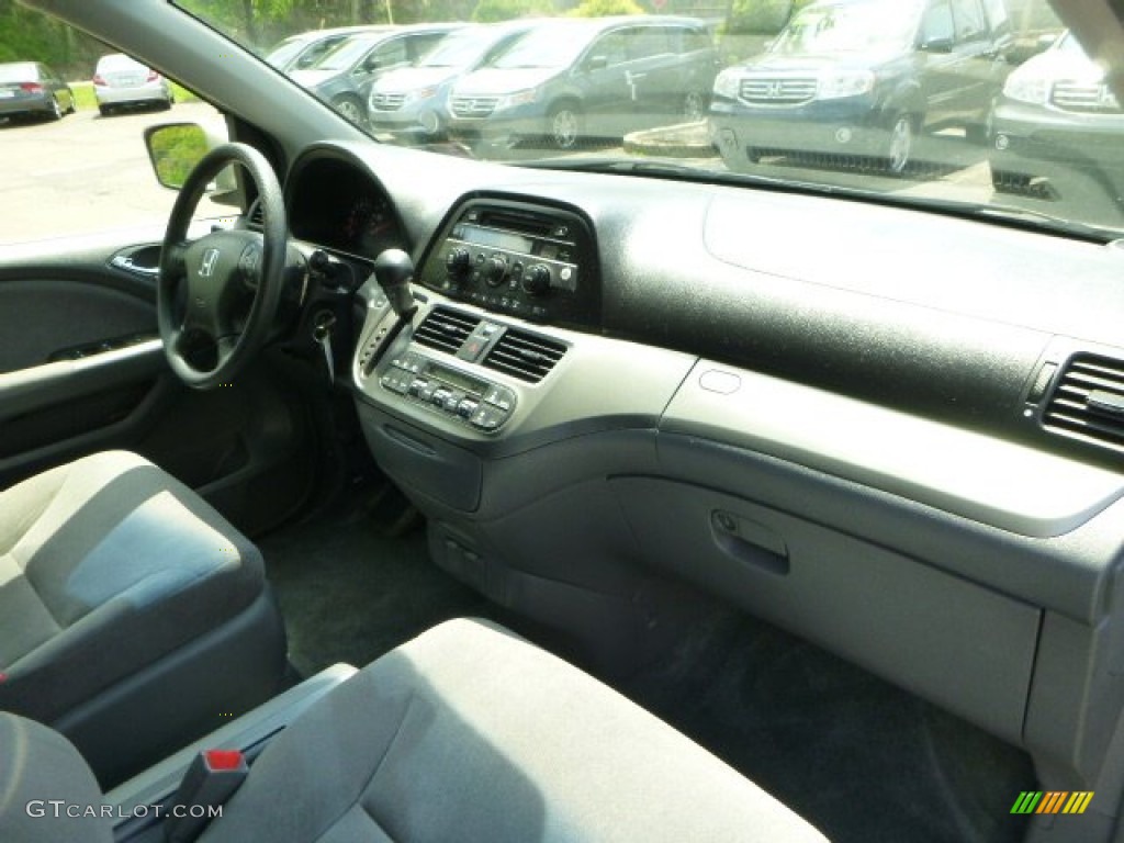 2005 Honda Odyssey EX Gray Dashboard Photo #80873408