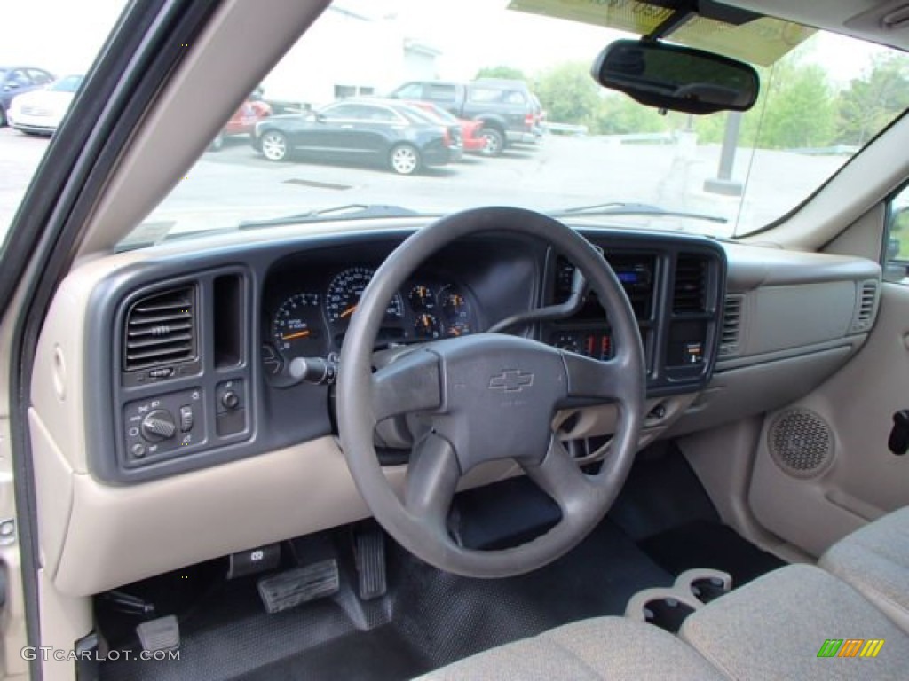 2004 Chevrolet Silverado 1500 LS Extended Cab Tan Dashboard Photo #80873665