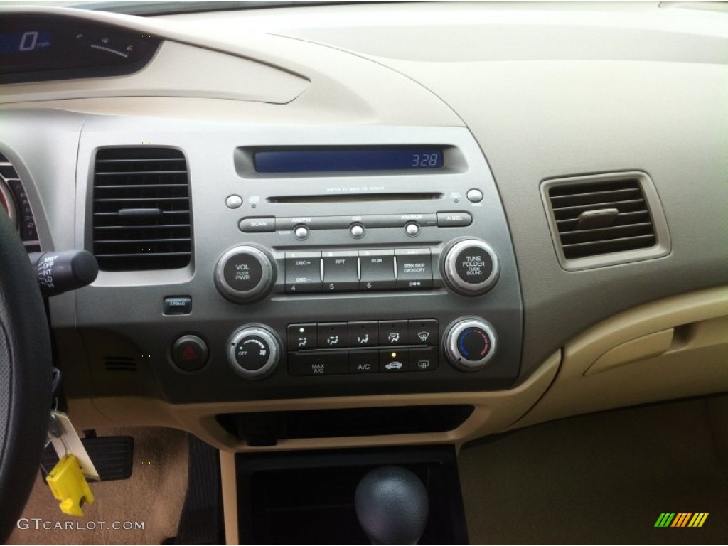 2006 Honda Civic EX Sedan Controls Photo #80875151