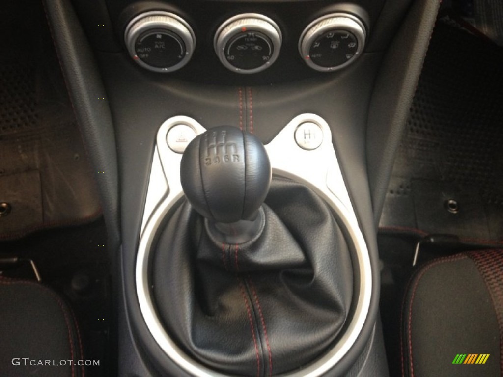 2013 Nissan 370Z NISMO Coupe Transmission Photos