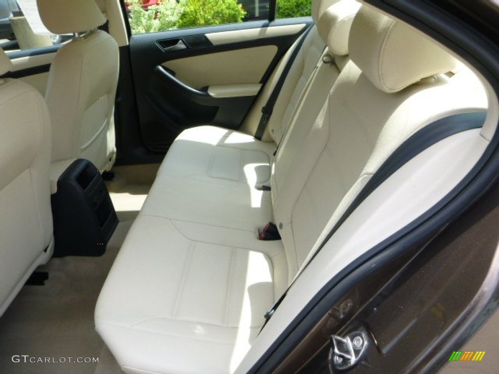 Cornsilk Beige Interior 2011 Volkswagen Jetta SE Sedan Photo #80876171