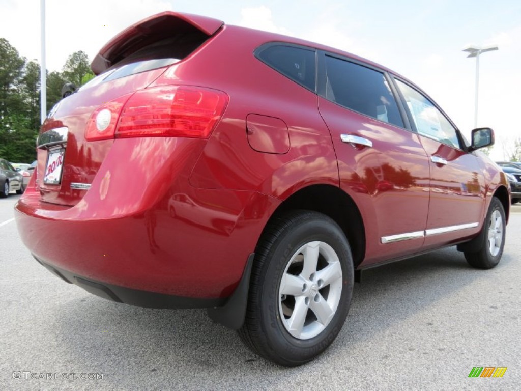 2013 Rogue S Special Edition - Cayenne Red / Gray photo #5