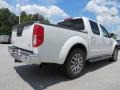 Glacier White - Frontier SL Crew Cab Photo No. 5