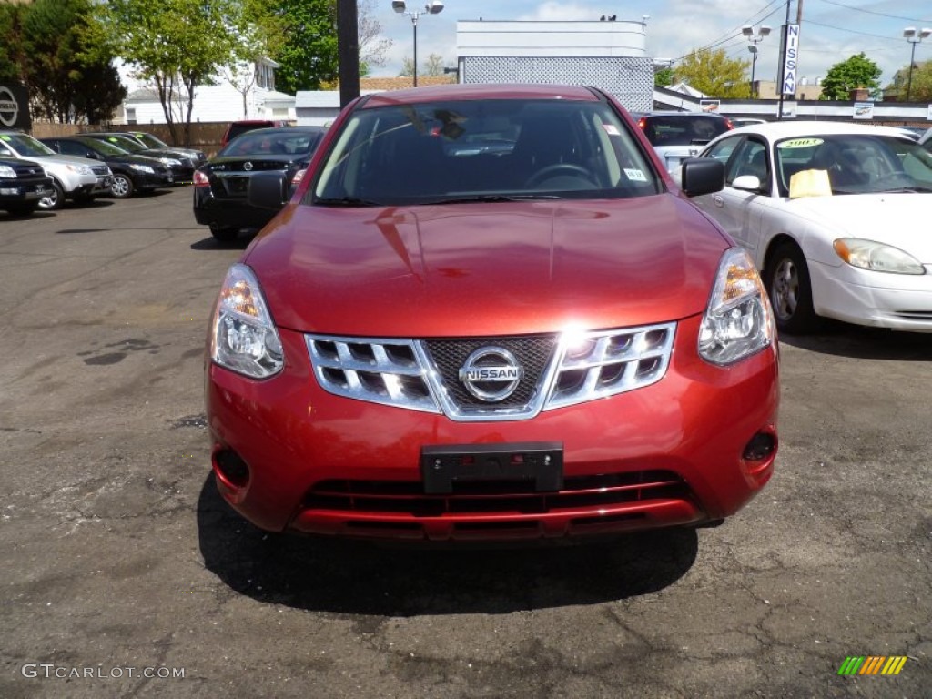 2012 Rogue S AWD - Cayenne Red / Black photo #2