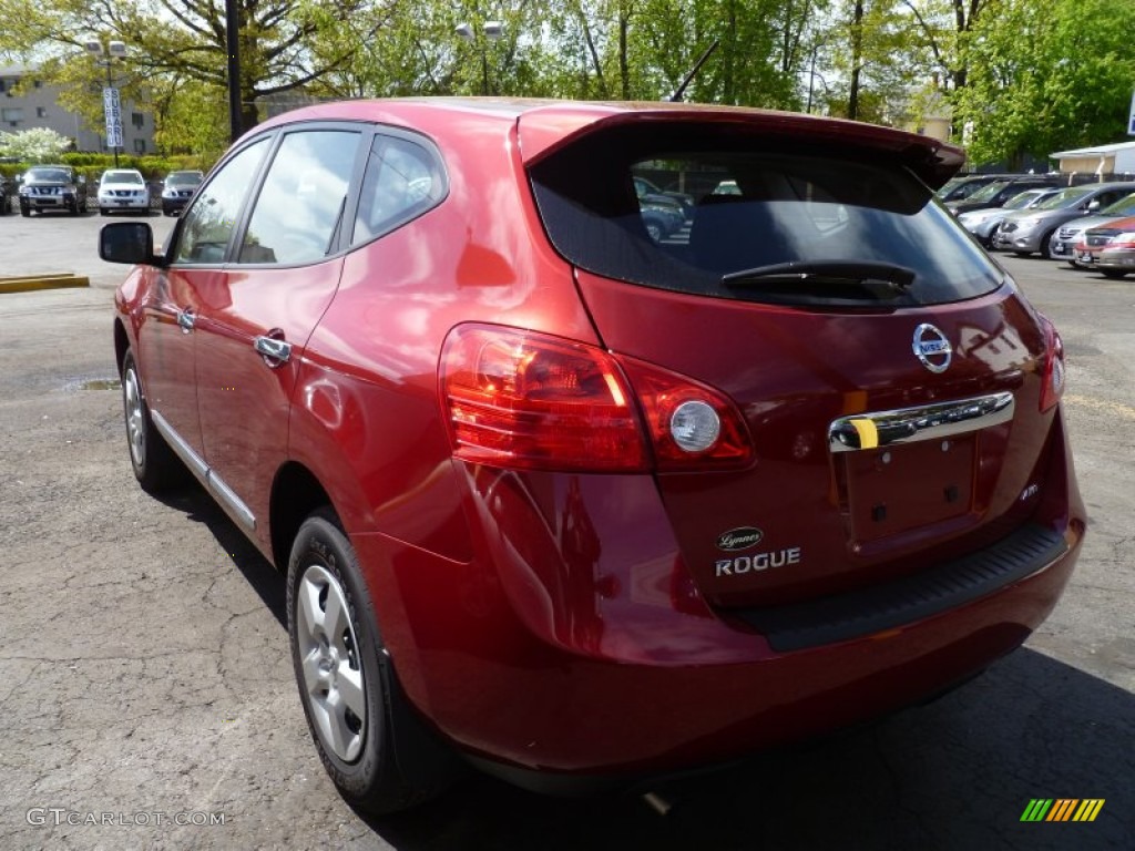 2012 Rogue S AWD - Cayenne Red / Black photo #4