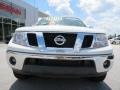 Glacier White - Frontier SL Crew Cab Photo No. 8