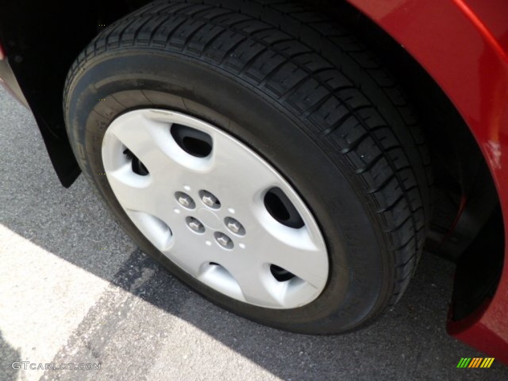 2005 Chrysler PT Cruiser Touring Wheel Photos