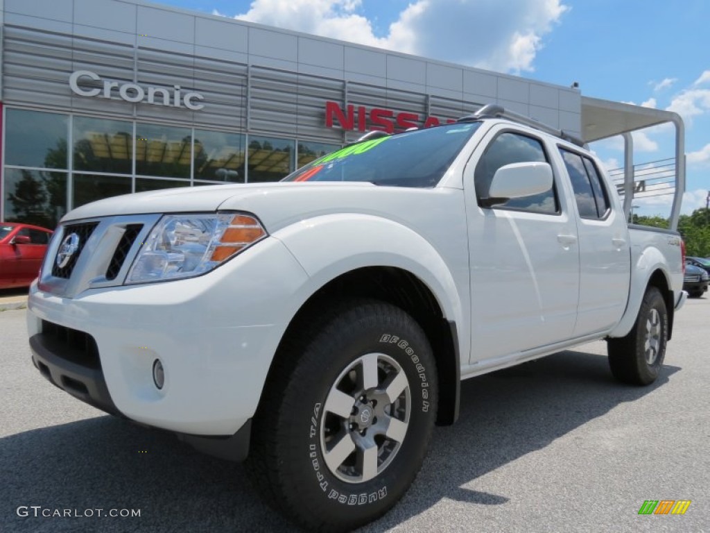 2013 Frontier Pro-4X Crew Cab 4x4 - Glacier White / Graphite Pro-4X photo #1