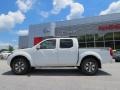 2013 Glacier White Nissan Frontier Pro-4X Crew Cab 4x4  photo #2