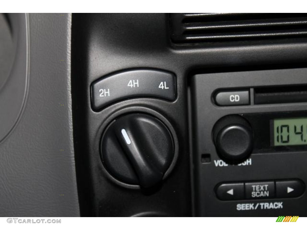 2007 Ford Ranger Sport SuperCab 4x4 Controls Photo #80879544