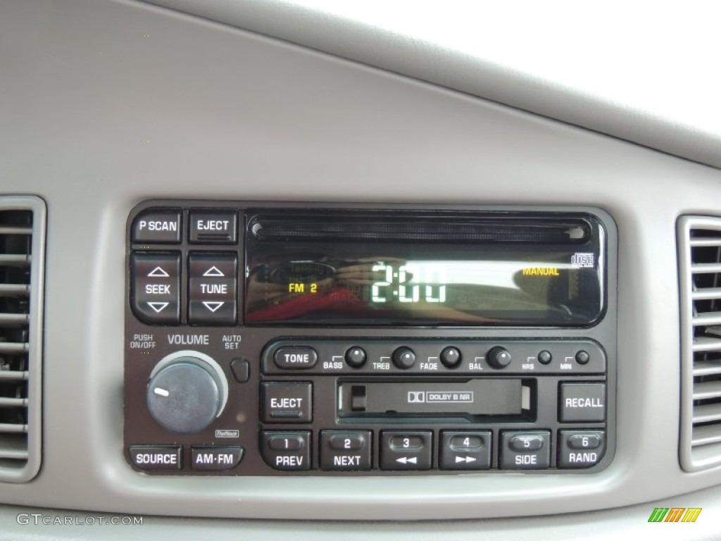 2002 Buick Century Custom Audio System Photo #80879569