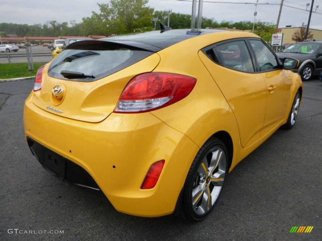 2012 Veloster  - 26.2 Yellow / Gray photo #3