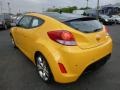 26.2 Yellow - Veloster  Photo No. 5