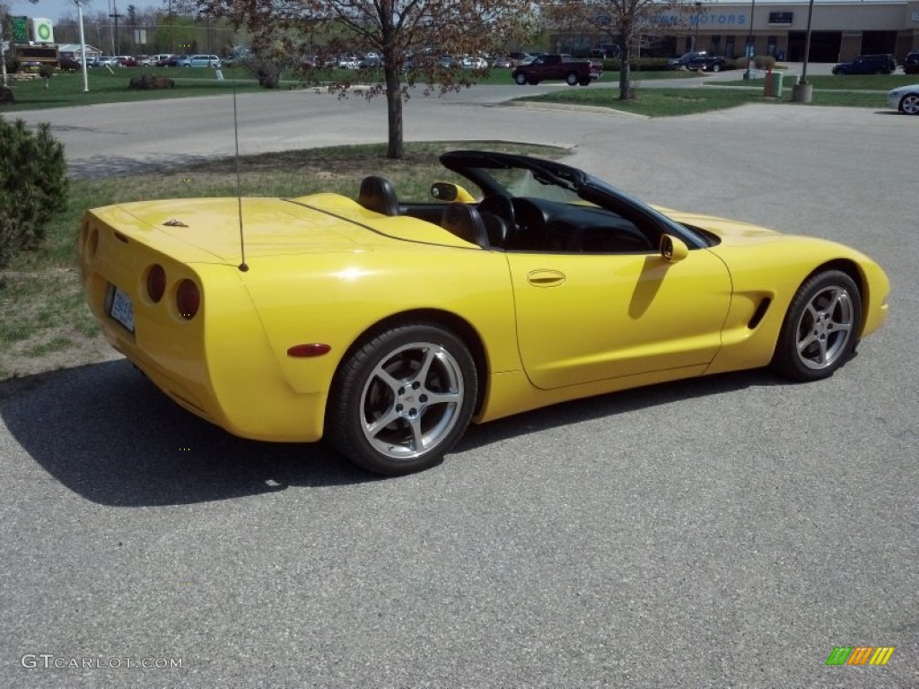 Millenium Yellow 2002 Chevrolet Corvette Convertible Exterior Photo #80881260