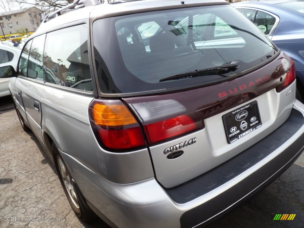 2004 Outback Wagon - Silver Stone Metallic / Gray photo #4