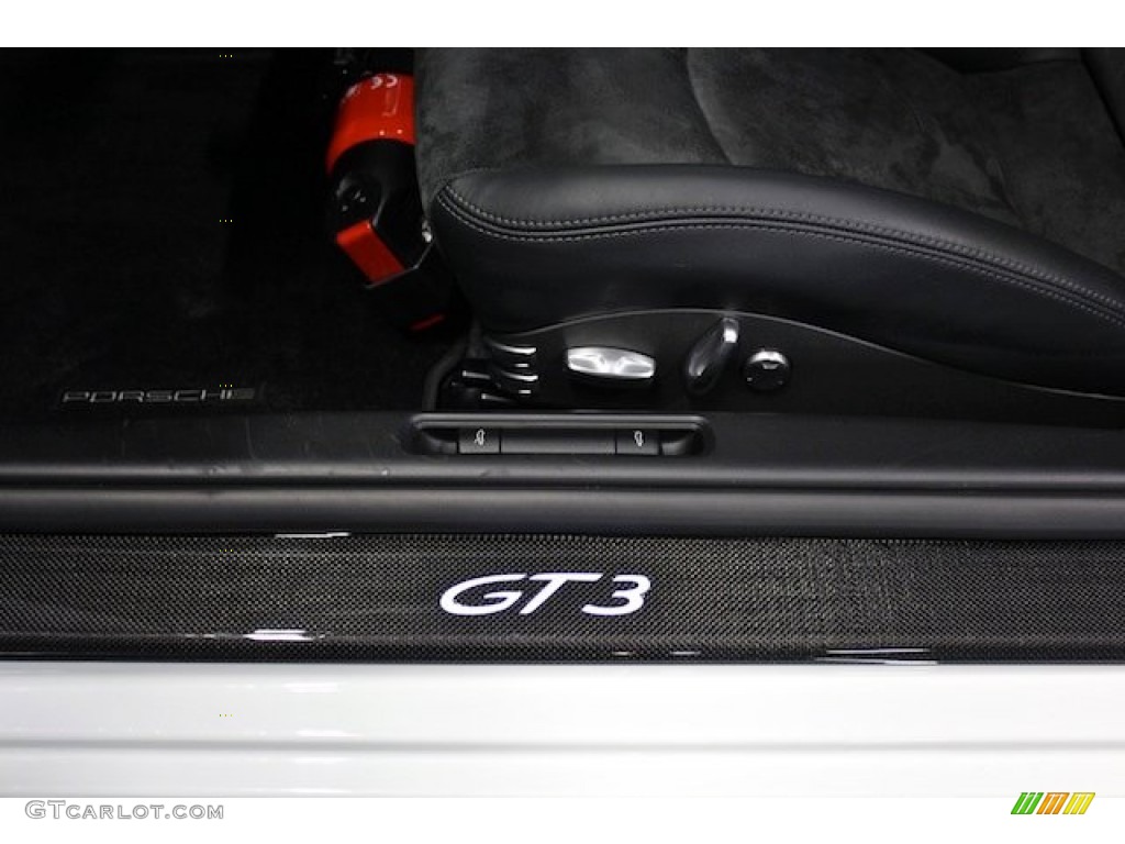 2010 Porsche 911 GT3 Marks and Logos Photo #80882130