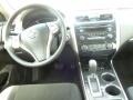 Super Black - Maxima 3.5 S Photo No. 18