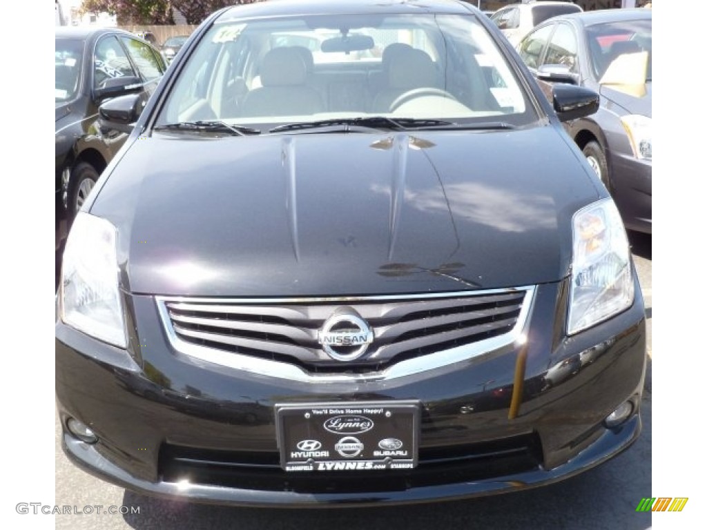 2010 Sentra 2.0 SL - Super Black / Beige photo #2