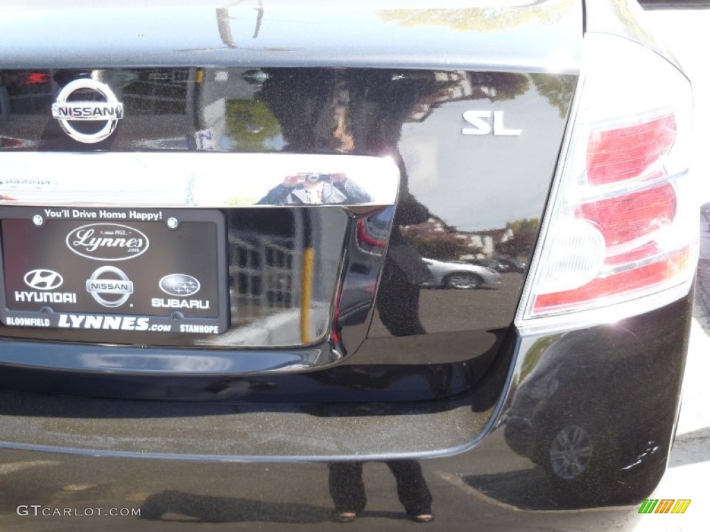 2010 Sentra 2.0 SL - Super Black / Beige photo #7