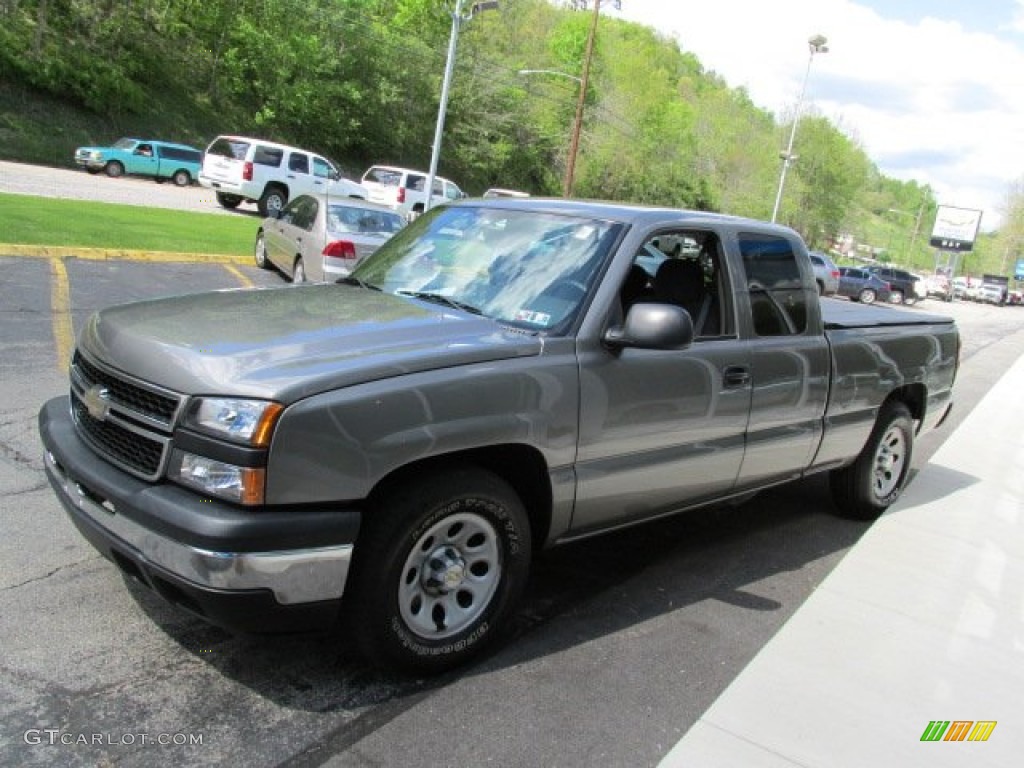 2007 Silverado 1500 Classic LT Extended Cab - Graystone Metallic / Dark Charcoal photo #5