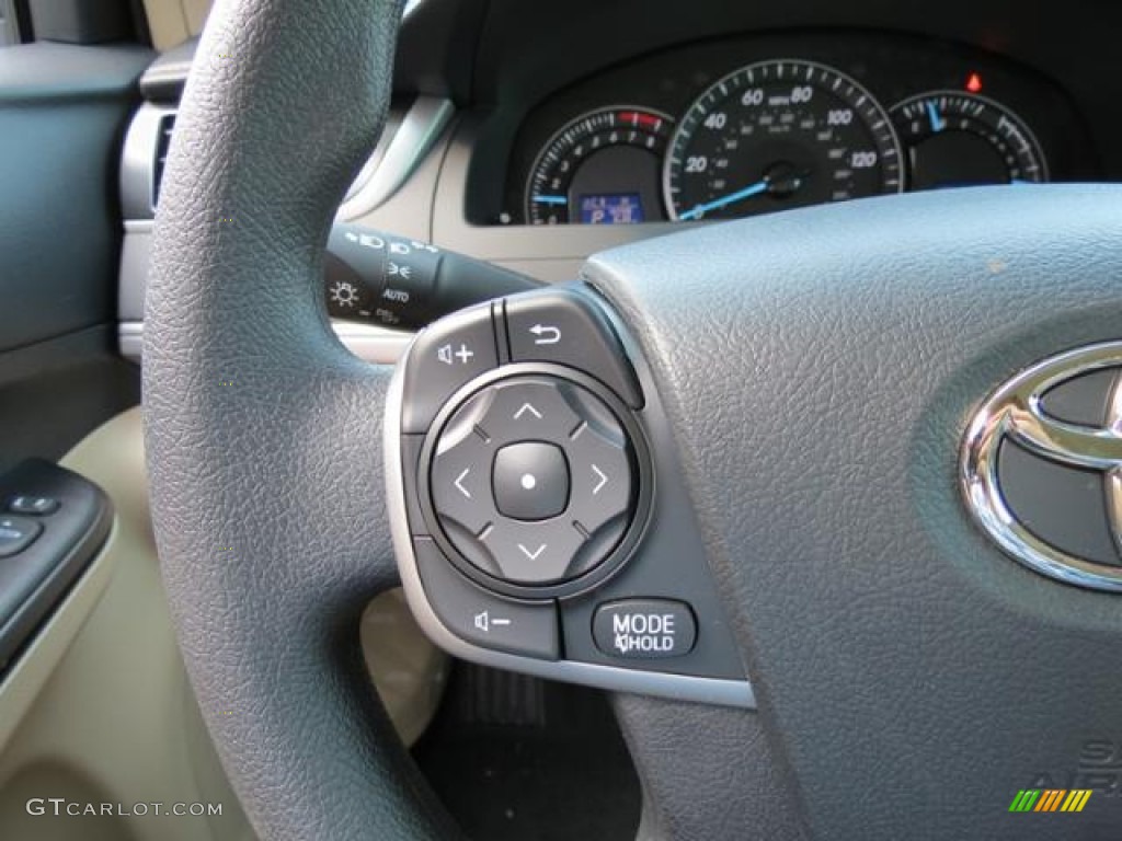 2013 Toyota Camry LE Controls Photo #80886360