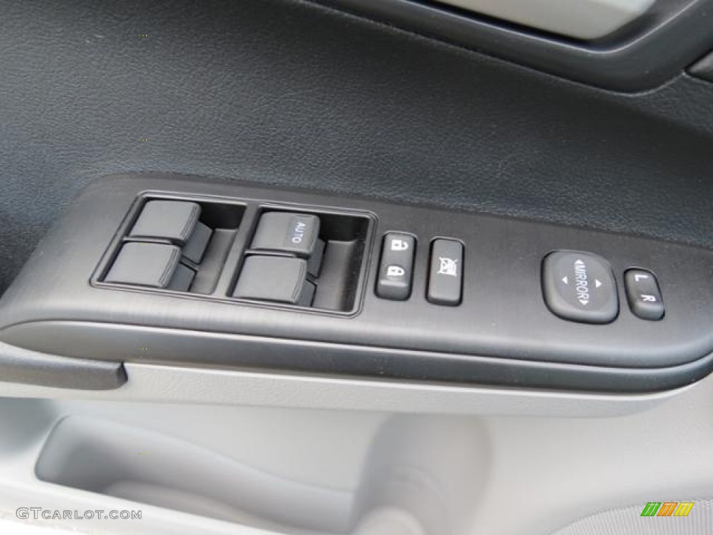 2013 Camry LE - Attitude Black Metallic / Ash photo #10