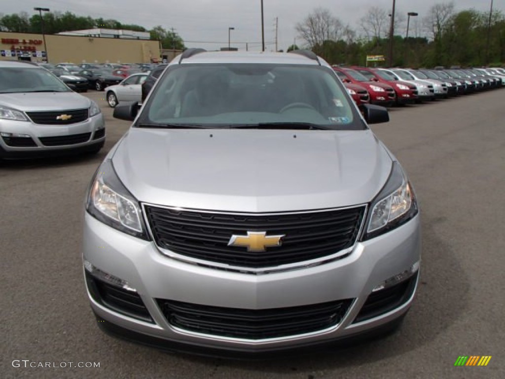 2013 Traverse LS AWD - Silver Ice Metallic / Dark Titanium/Light Titanium photo #3