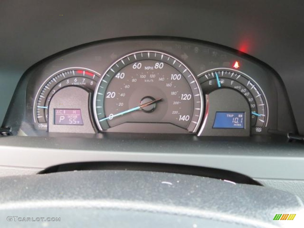 2013 Toyota Camry LE Gauges Photo #80888559