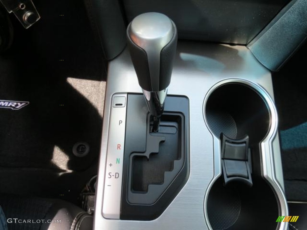 2013 Camry SE - Attitude Black Metallic / Black photo #13