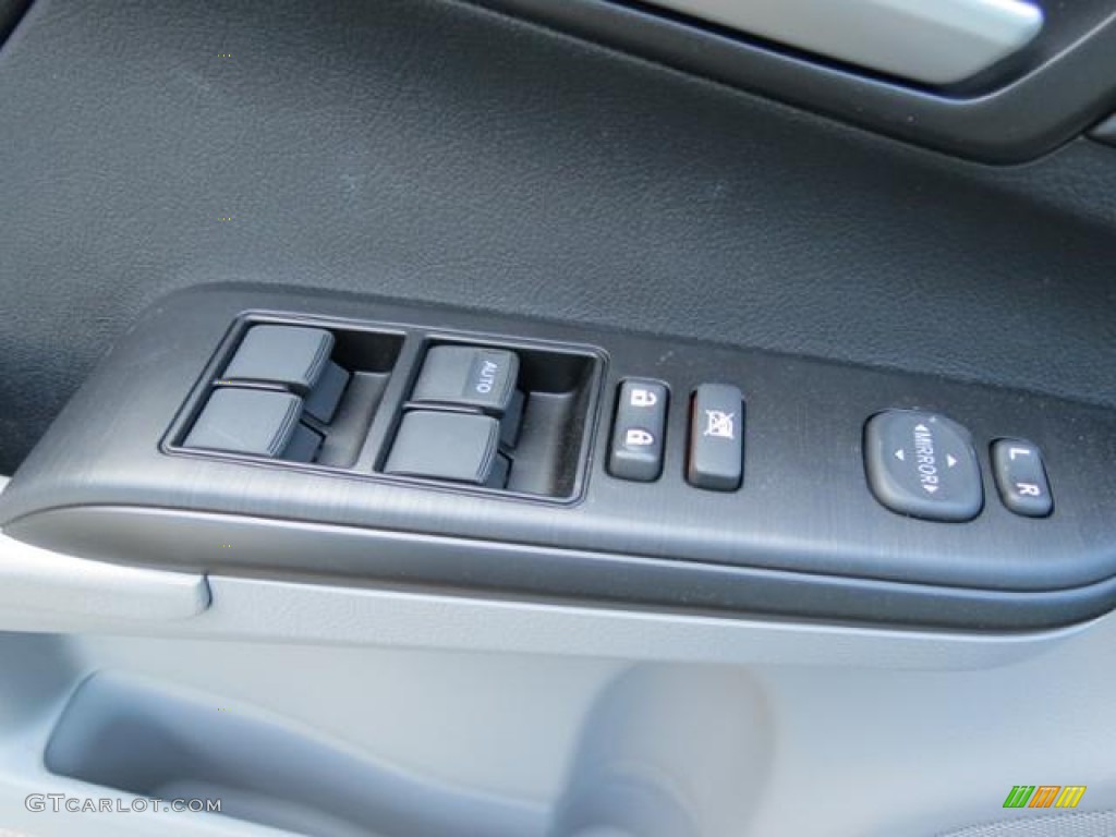 2013 Camry LE - Attitude Black Metallic / Ash photo #12