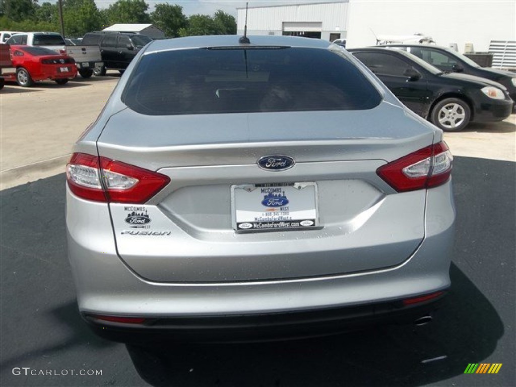 2013 Fusion S - Ingot Silver Metallic / Earth Gray photo #5