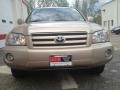 2005 Sonora Gold Pearl Toyota Highlander Limited 4WD  photo #2