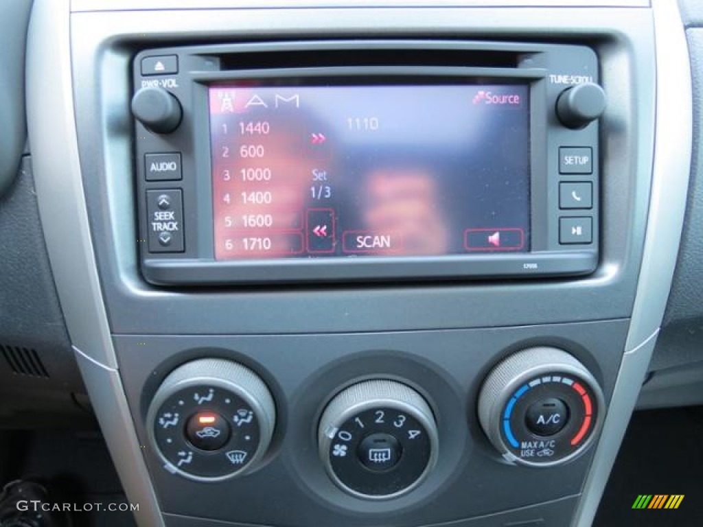 2013 Toyota Corolla S Audio System Photo #80892055